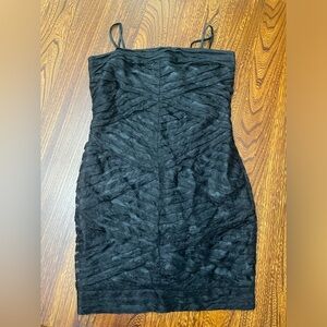 women’s black bodycon dress
